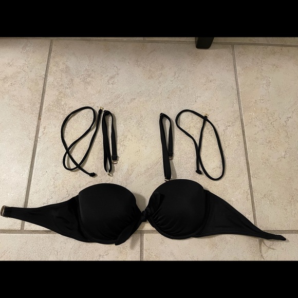 VS Black Bikini - Picture 2 of 3